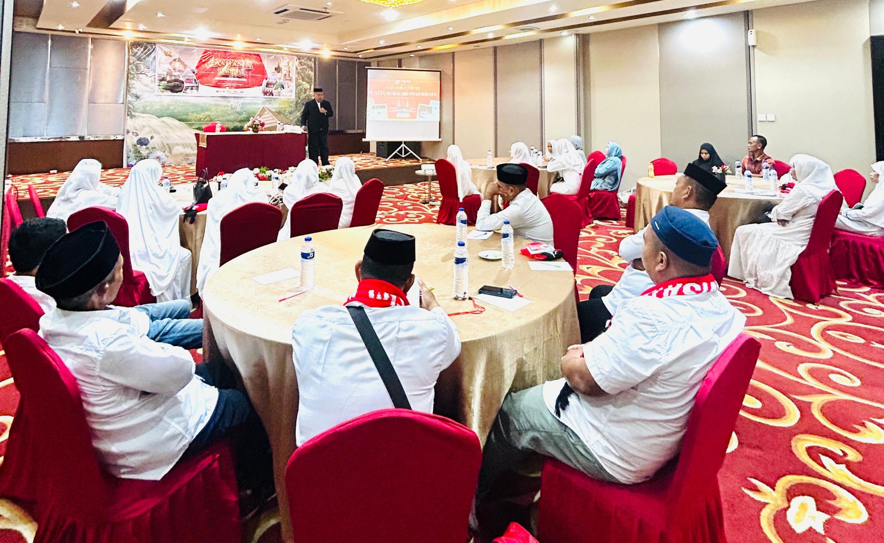 Suasana Khidmat Manasik Umrah PT. Atta Almukarramah Wisata: Jamaah Antusias Siapkan Hati dan Fisik