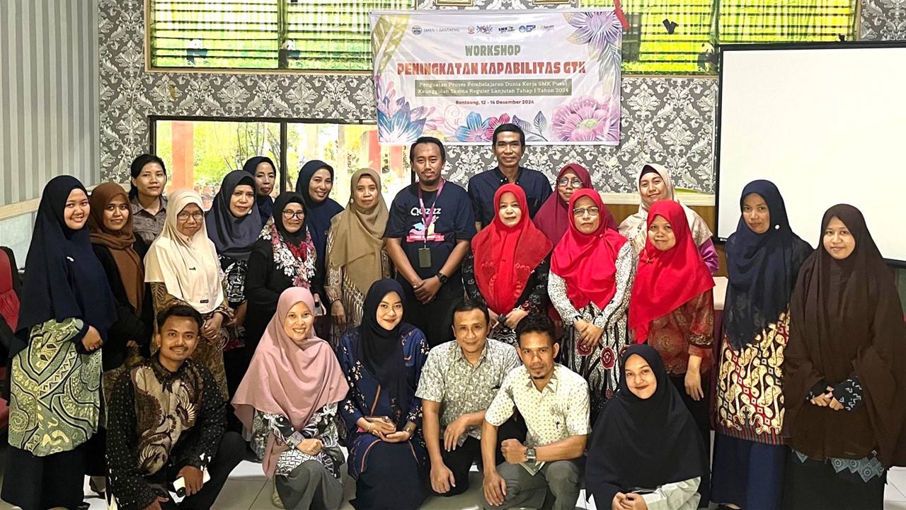 Genjot Kompetensi Guru, SMKN 1 Bantaeng Gelar Workshop Media Pembelajaran Kekinian