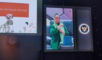 “Mungkin Ini Perjalanan Terakhirnya”, Alissa Wahid Ingatkan Layanan Empatik Bagi Jemaah Lansia
