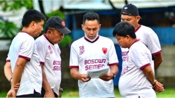Sepak Bola Indonesia Berduka, Syamsuddin Batola Tewas Kecelakaan Di Probolinggo
